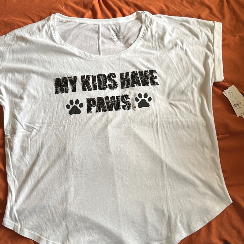 New York & Company White Graphic Tee